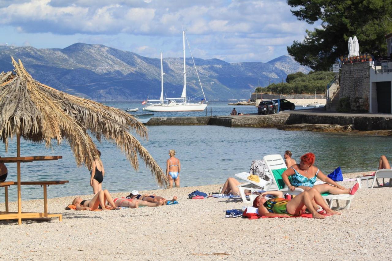 Apartments With A Parking Space Lumbarda, Korcula - 4473 Exterior foto